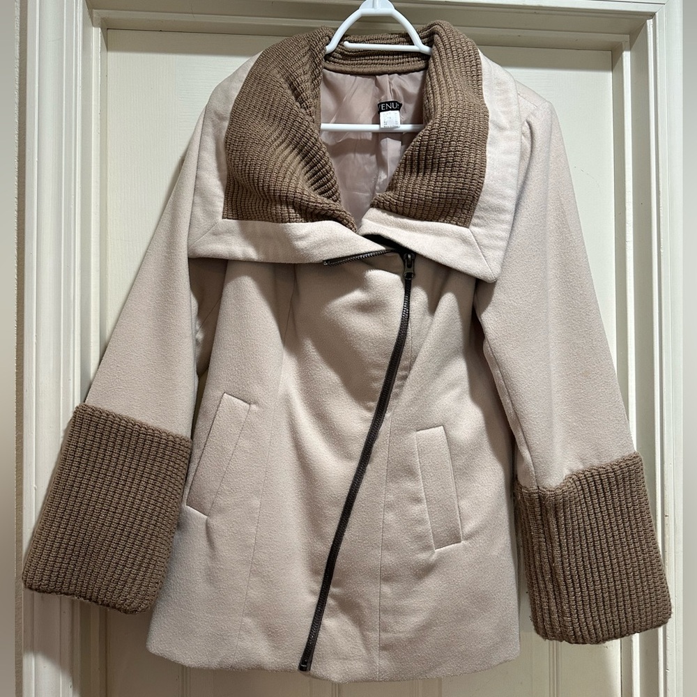VENUS Cream and Brown Coat